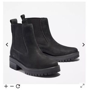 Black nubuck Timberland Chelsea boots (like new)